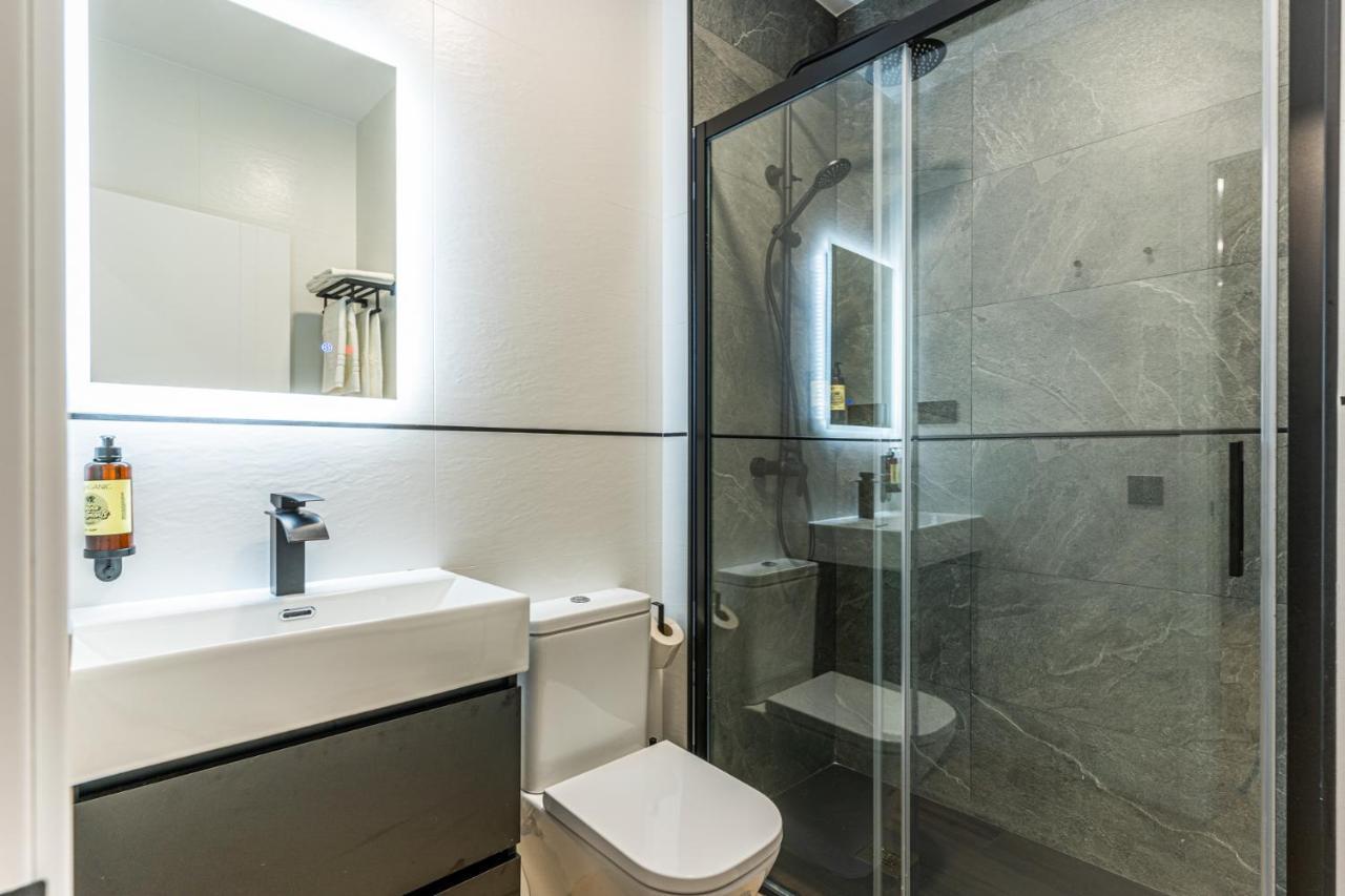 Vr Latina Apartments Madrid Exterior photo